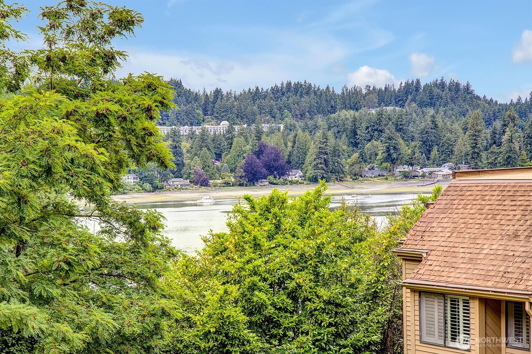 921 Pershing Ave #101, Bremerton, WA 98312