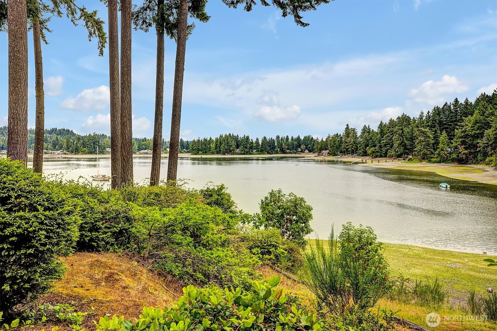 921 Pershing Ave #101, Bremerton, WA 98312