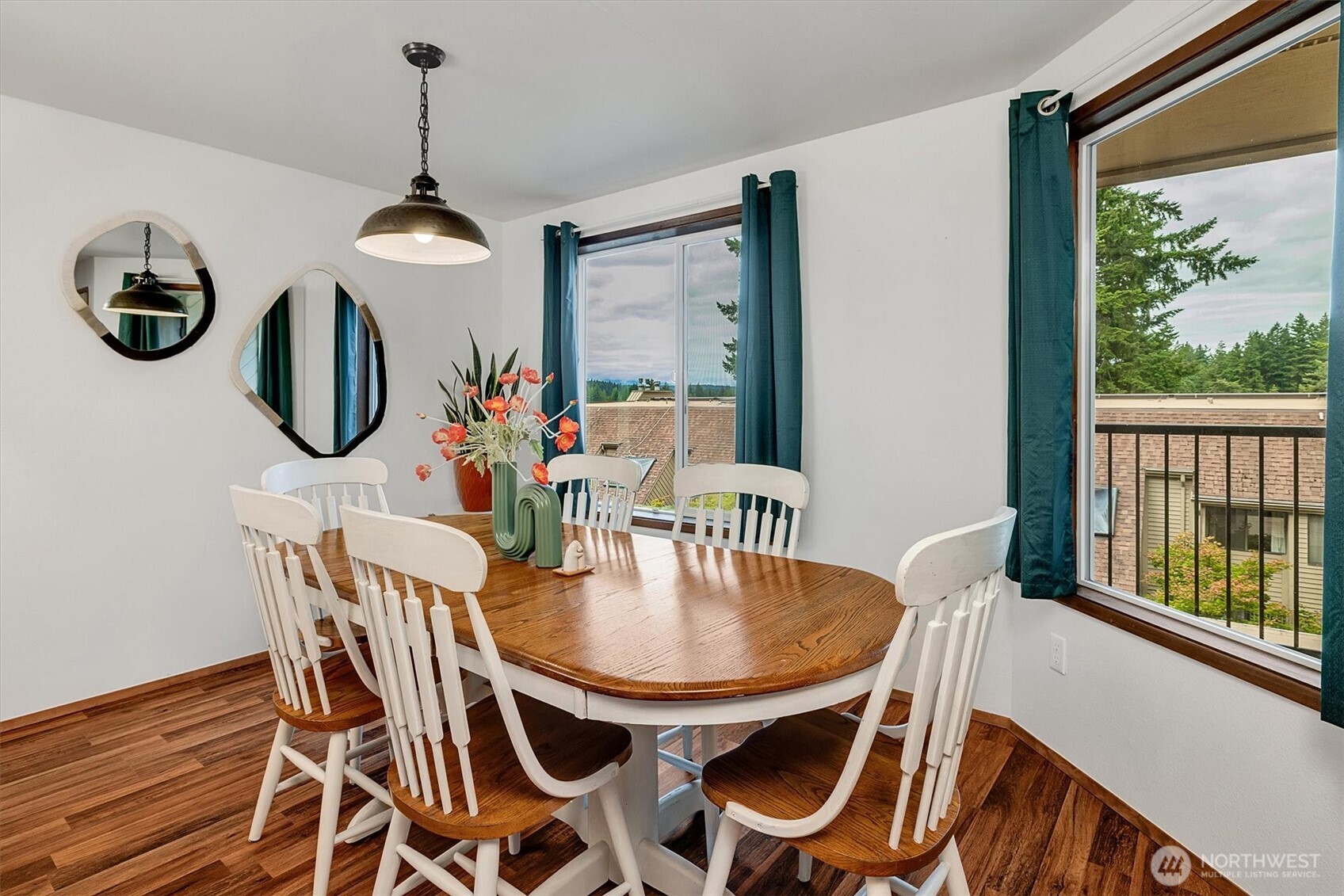 921 Pershing Ave #101, Bremerton, WA 98312