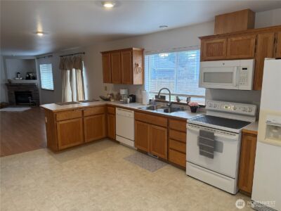 8312 185th Street Ct E, Puyallup, WA 98375-2462 - Photo 12