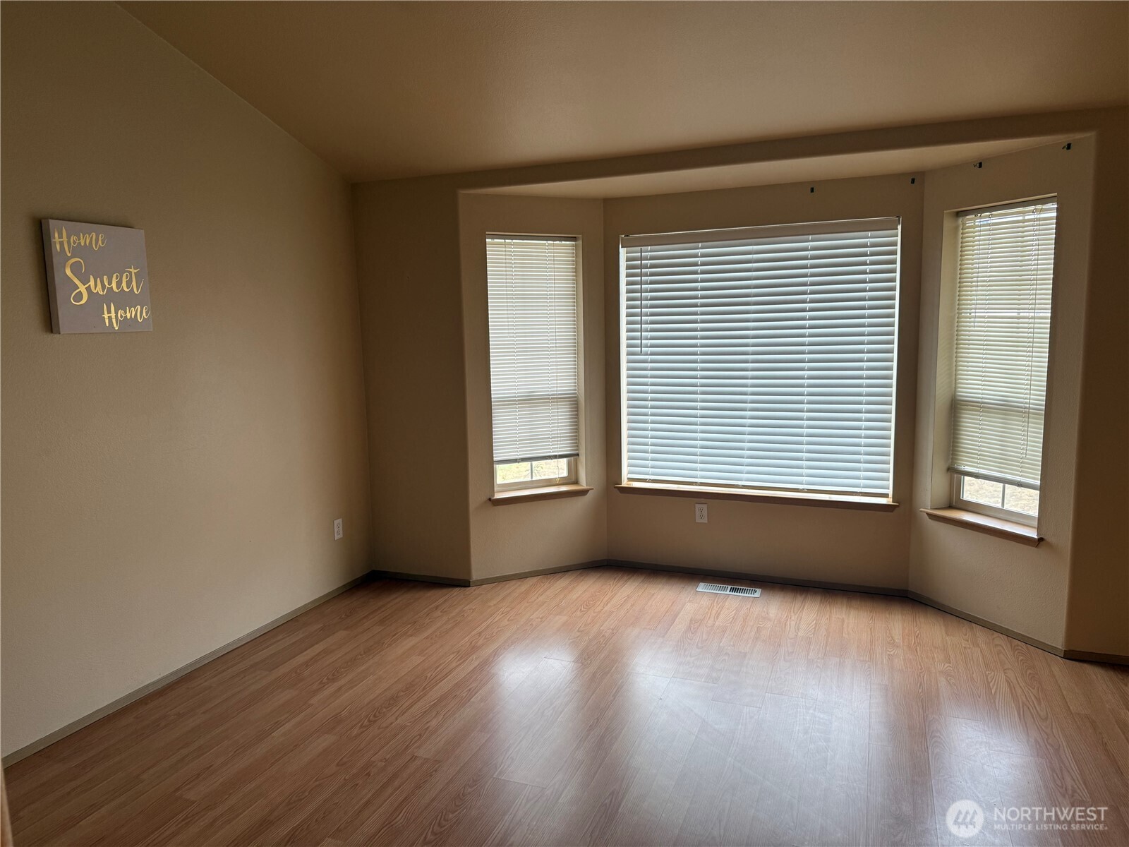 8312 185th Street Ct E, Puyallup, WA 98375-2462