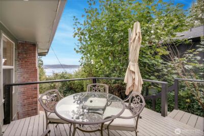 9919 Arrowsmith Avenue S, Seattle, WA 98118 - Photo 13