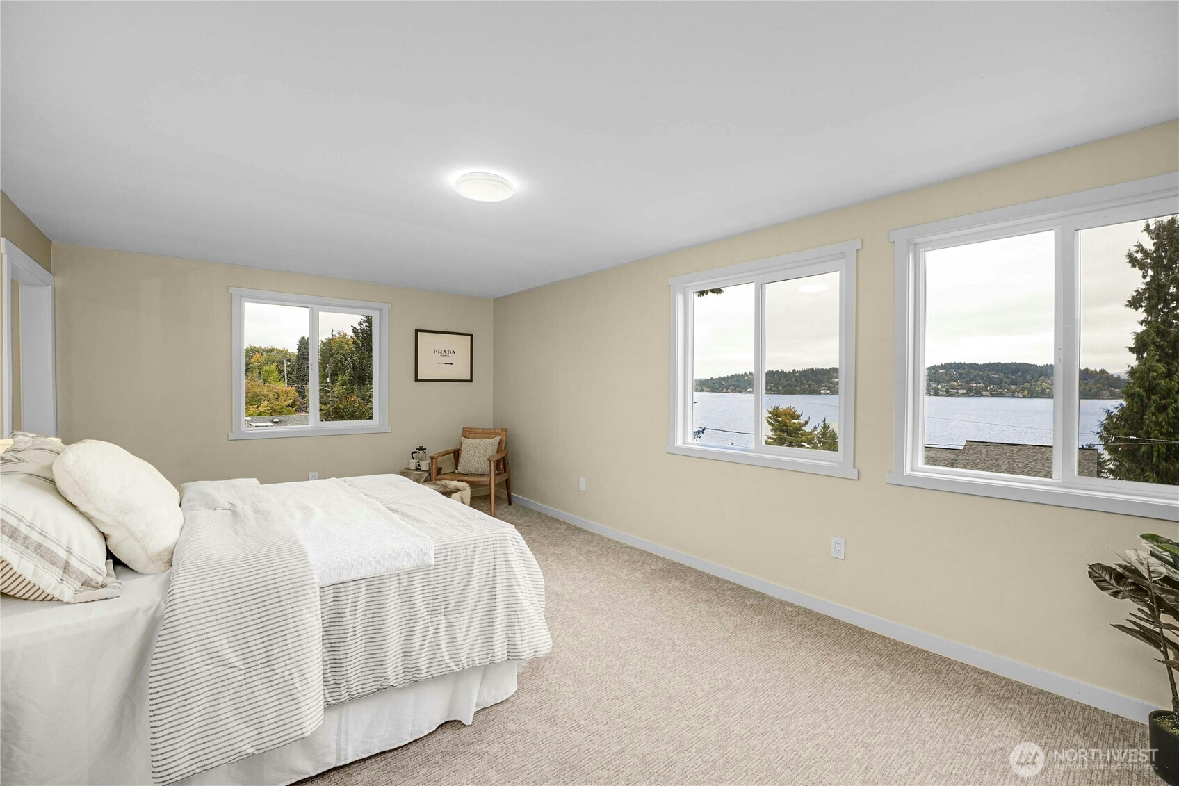 9919 Arrowsmith Avenue S, Seattle, WA 98118