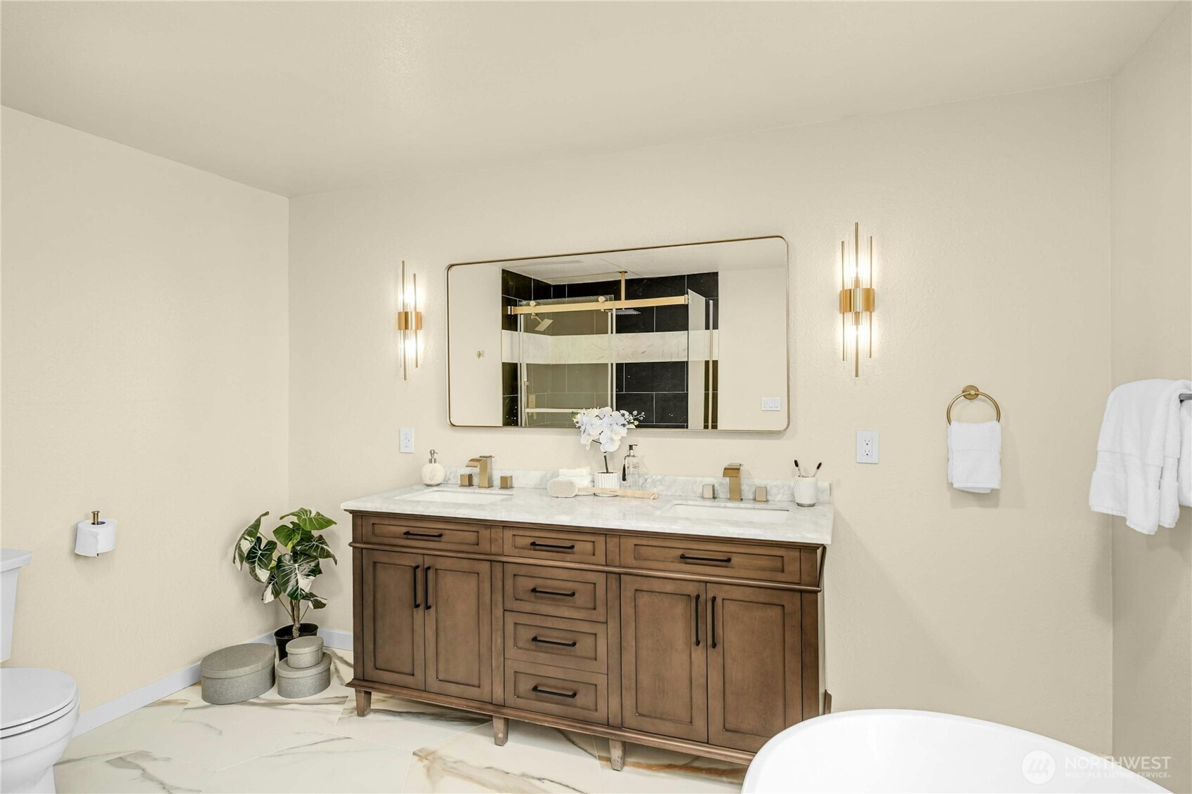 9919 Arrowsmith Avenue S, Seattle, WA 98118