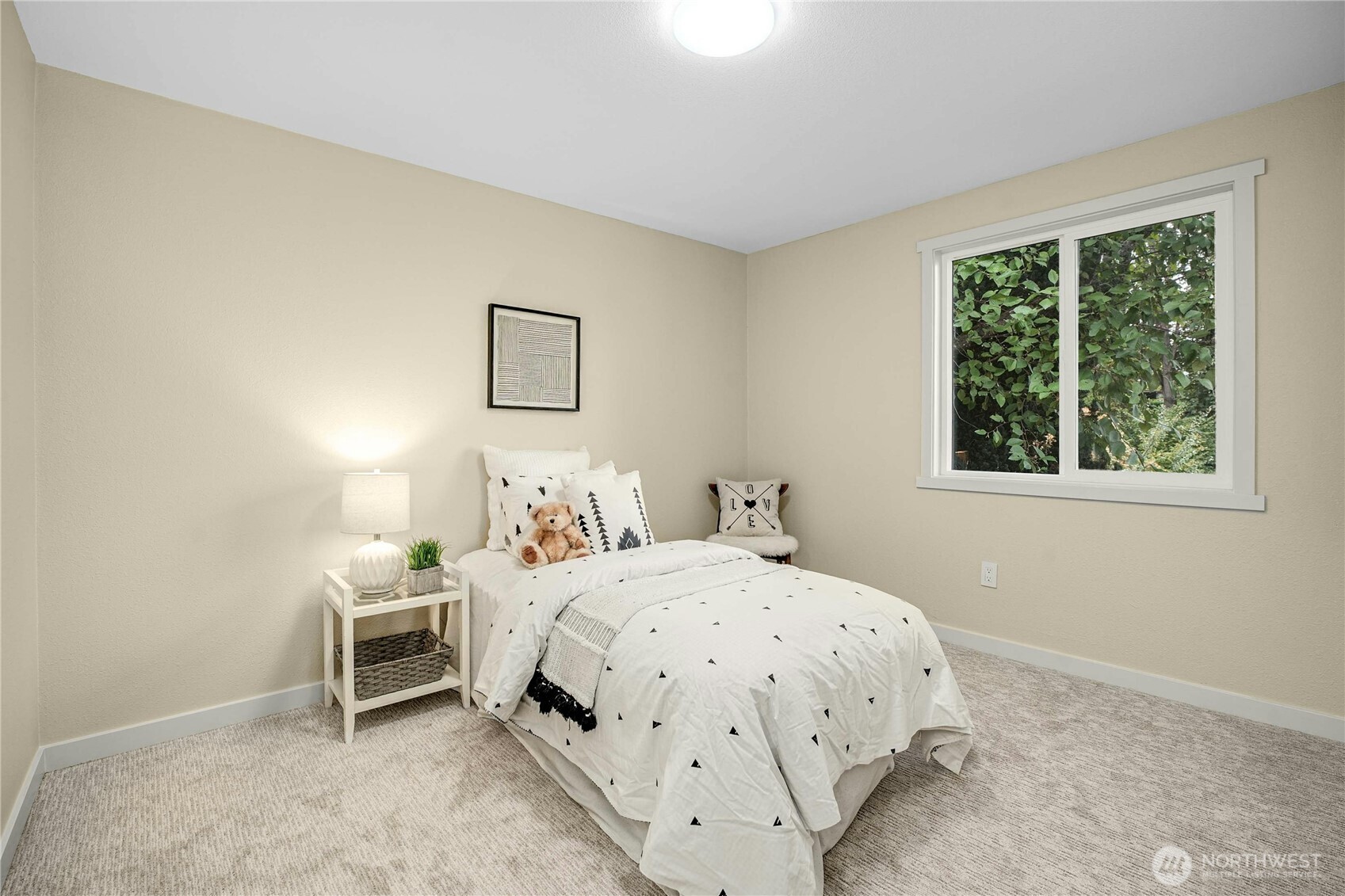 9919 Arrowsmith Avenue S, Seattle, WA 98118