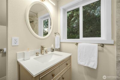 9919 Arrowsmith Avenue S, Seattle, WA 98118 - Photo 26