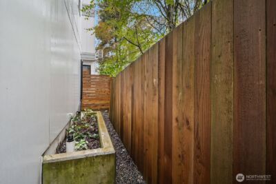 1406 21st Avenue #A, Seattle, WA 98122 - Photo 27