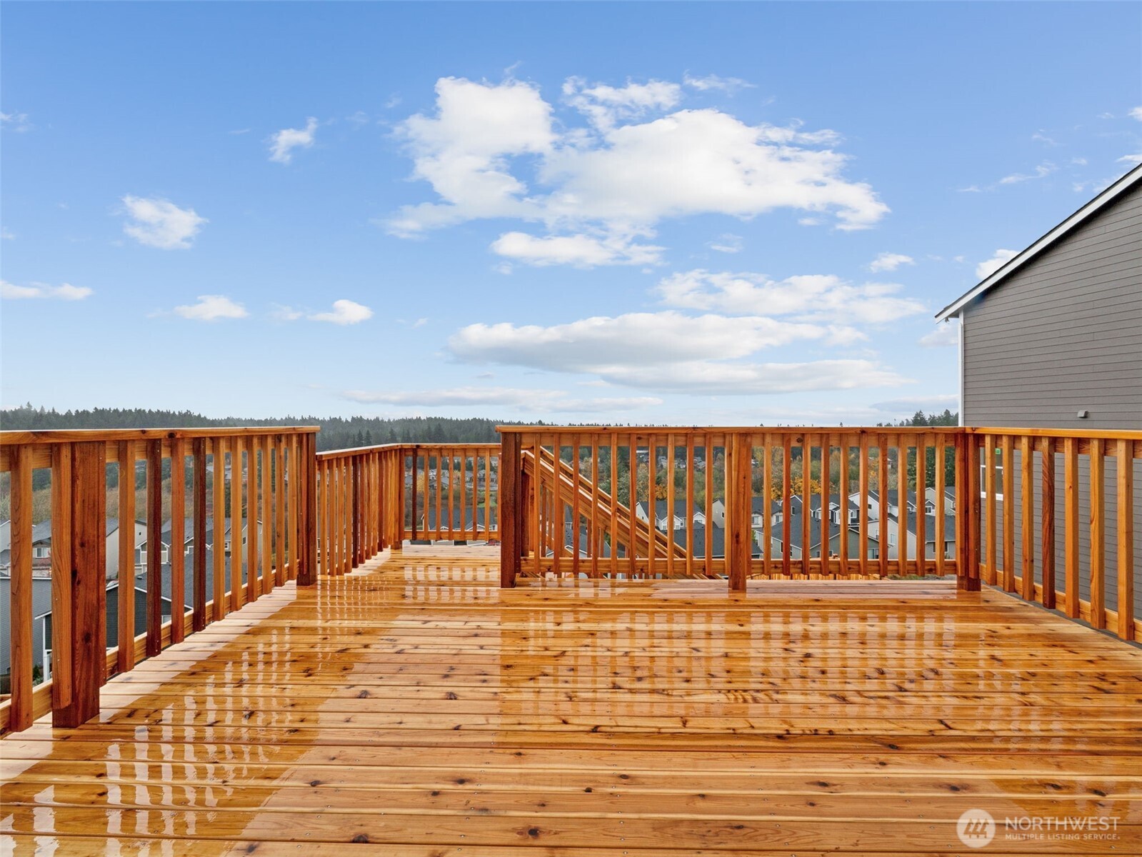 10637 Treasure Drive NW #121, Silverdale, WA 98383