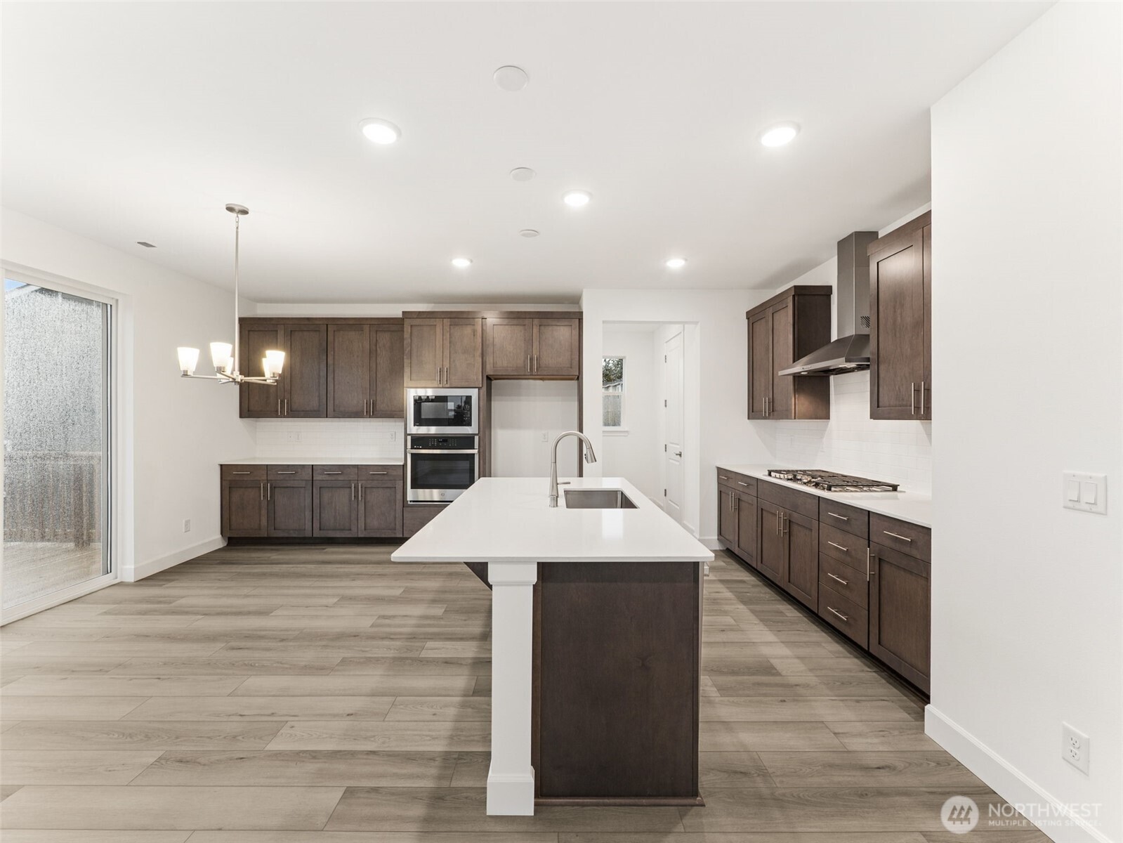 10637 Treasure Drive NW #121, Silverdale, WA 98383