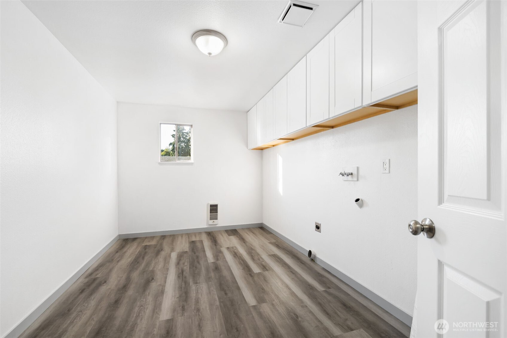 1735 Park Avenue #B207, Bremerton, WA 98337