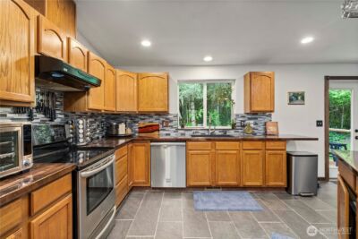 5202 383rd Street E, Eatonville, WA 98328 - Photo 5