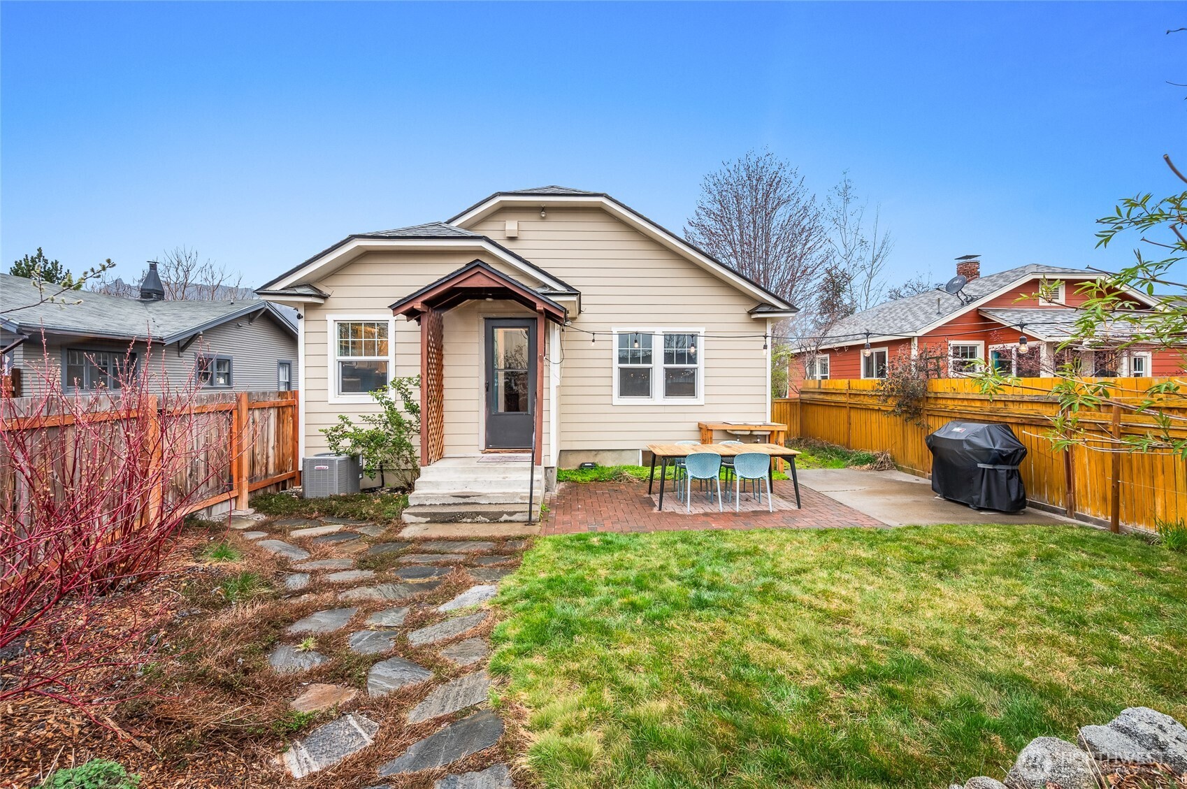 909 Kittitas Street , Wenatchee, WA 98801