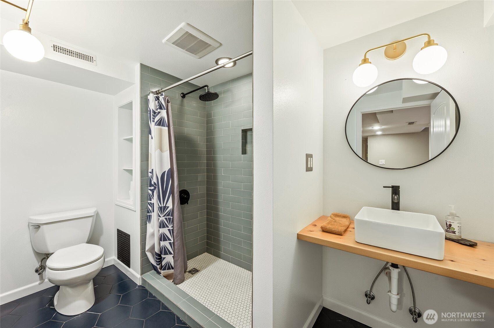 909 Kittitas Street , Wenatchee, WA 98801