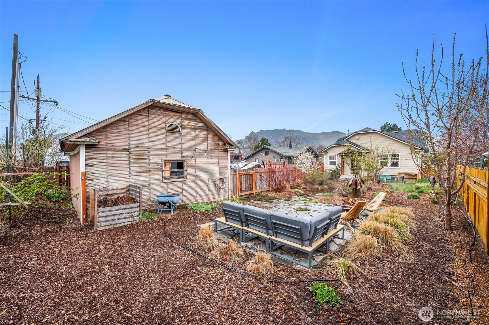 909 Kittitas Street , Wenatchee, WA 98801