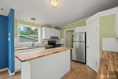 17011 Wisteria Court SE, Yelm, WA 98597 - Photo 4