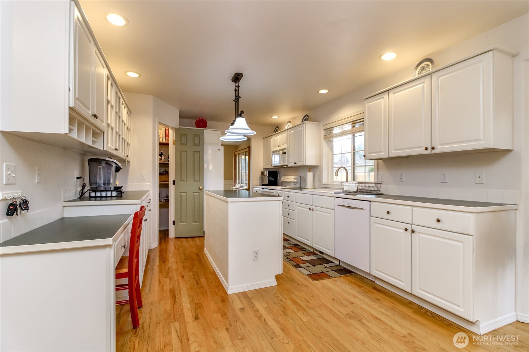 3016 18th Street SE, Puyallup, WA 98374