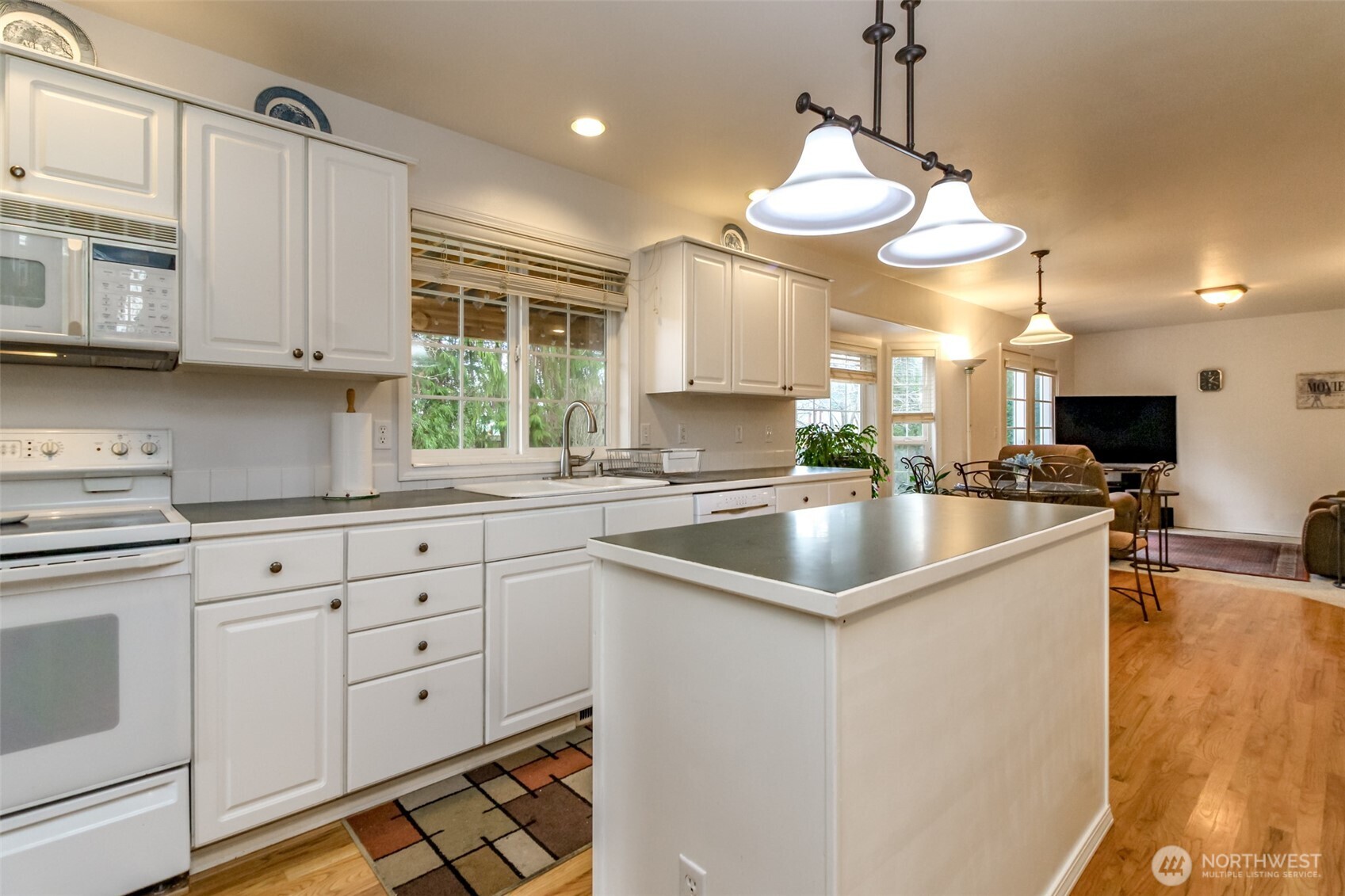 3016 18th Street SE, Puyallup, WA 98374