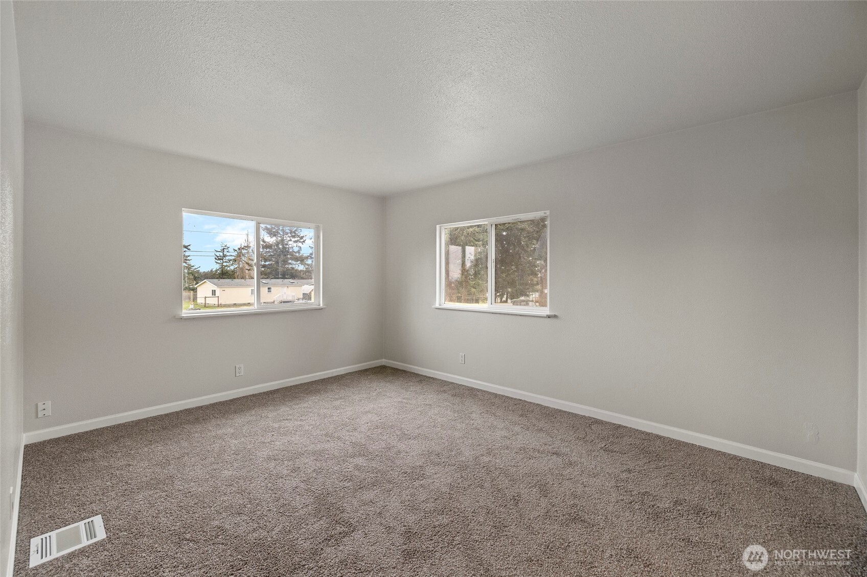 994 Diane Avenue , Oak Harbor, WA 98277