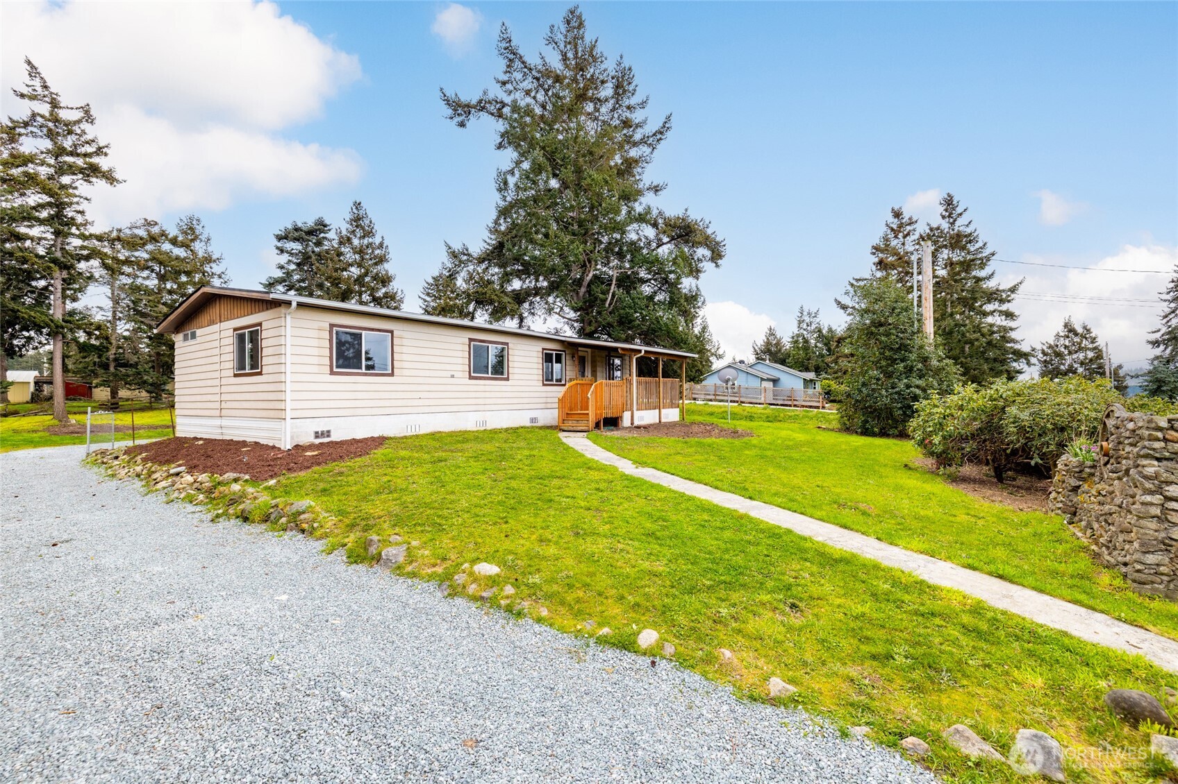 994 Diane Avenue , Oak Harbor, WA 98277
