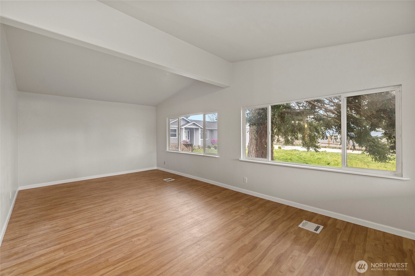 994 Diane Avenue , Oak Harbor, WA 98277