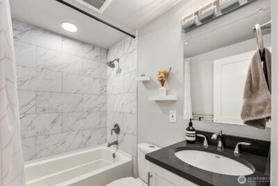 1729 18th Avenue #201, Seattle, WA 98122 - Photo 16