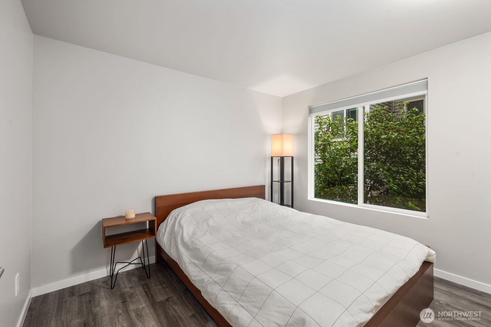 1729 18th Avenue #201, Seattle, WA 98122