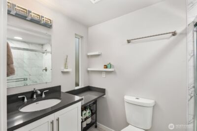 1729 18th Avenue #201, Seattle, WA 98122 - Photo 23