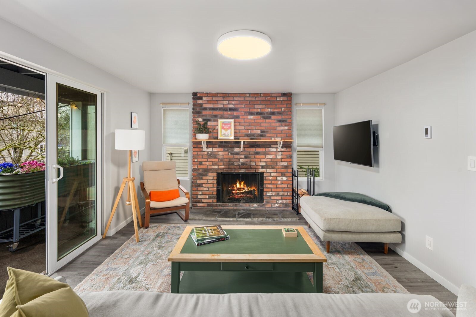 1729 18th Avenue #201, Seattle, WA 98122