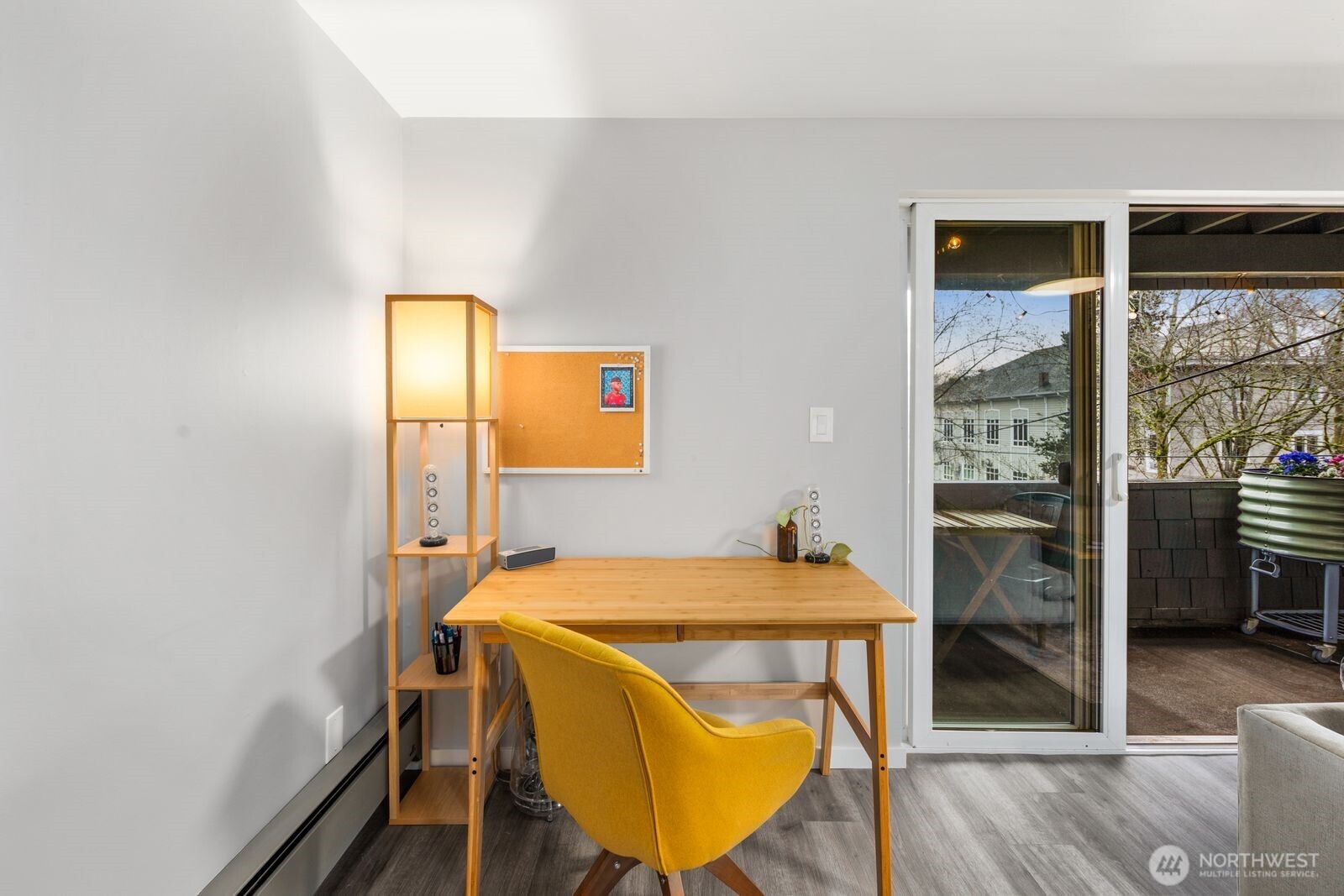 1729 18th Avenue #201, Seattle, WA 98122