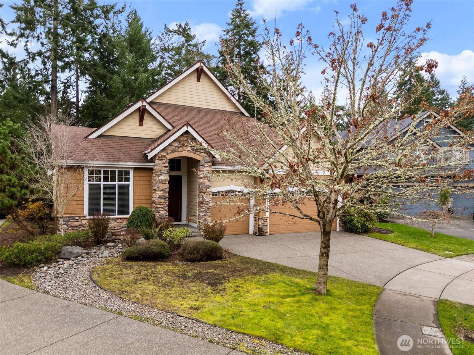 3875 Cameron Drive NE, Lacey, WA 98516