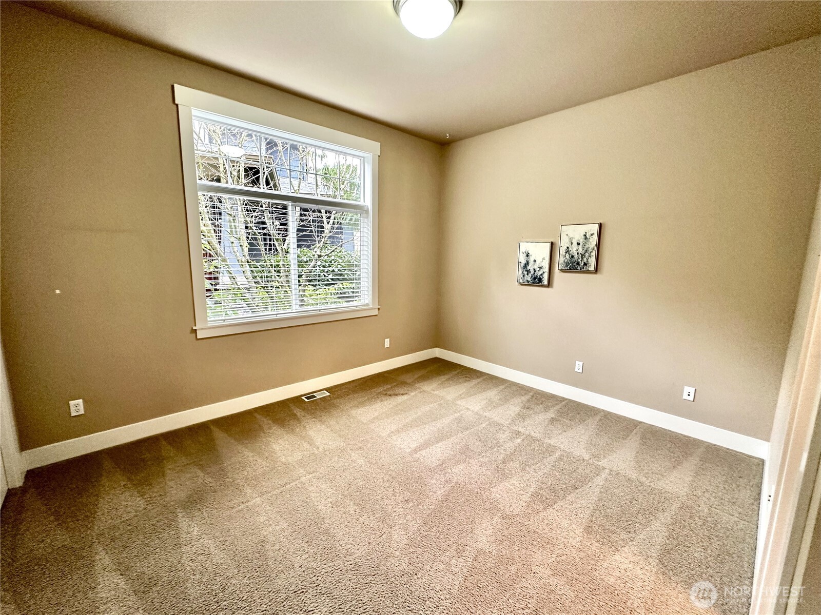 3875 Cameron Drive NE, Lacey, WA 98516