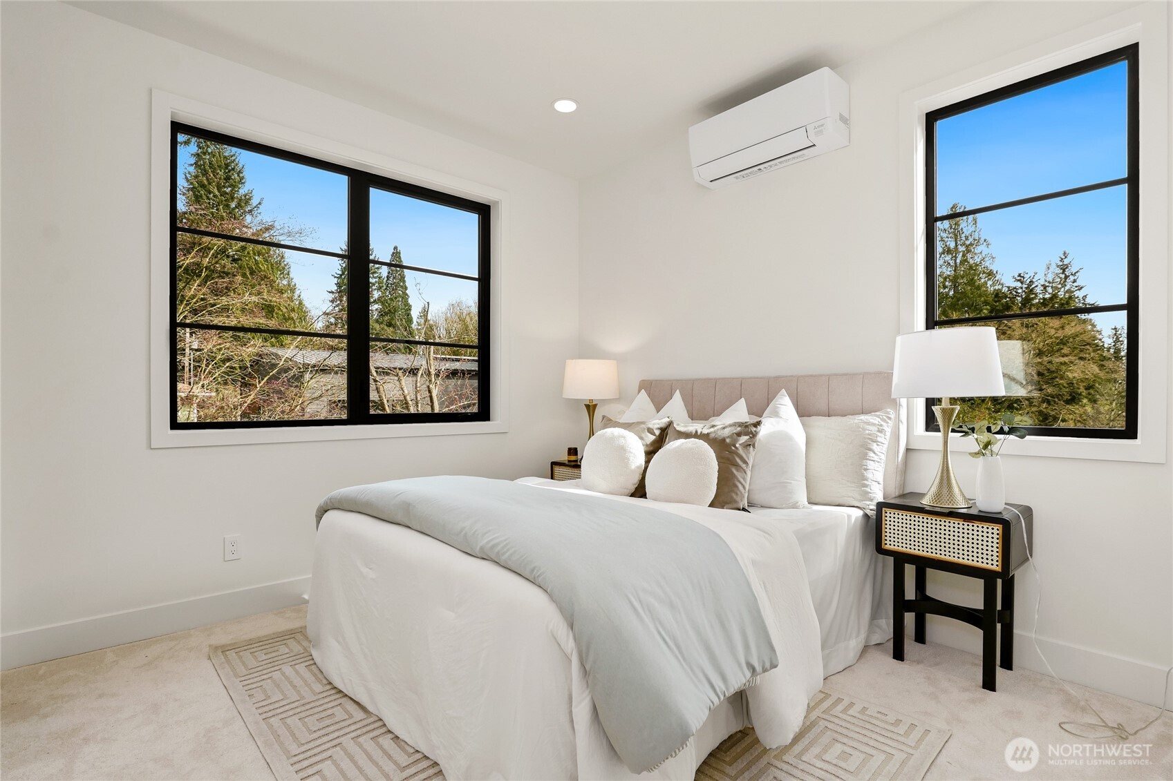 11426 108th Avenue NE, Kirkland, WA 98033