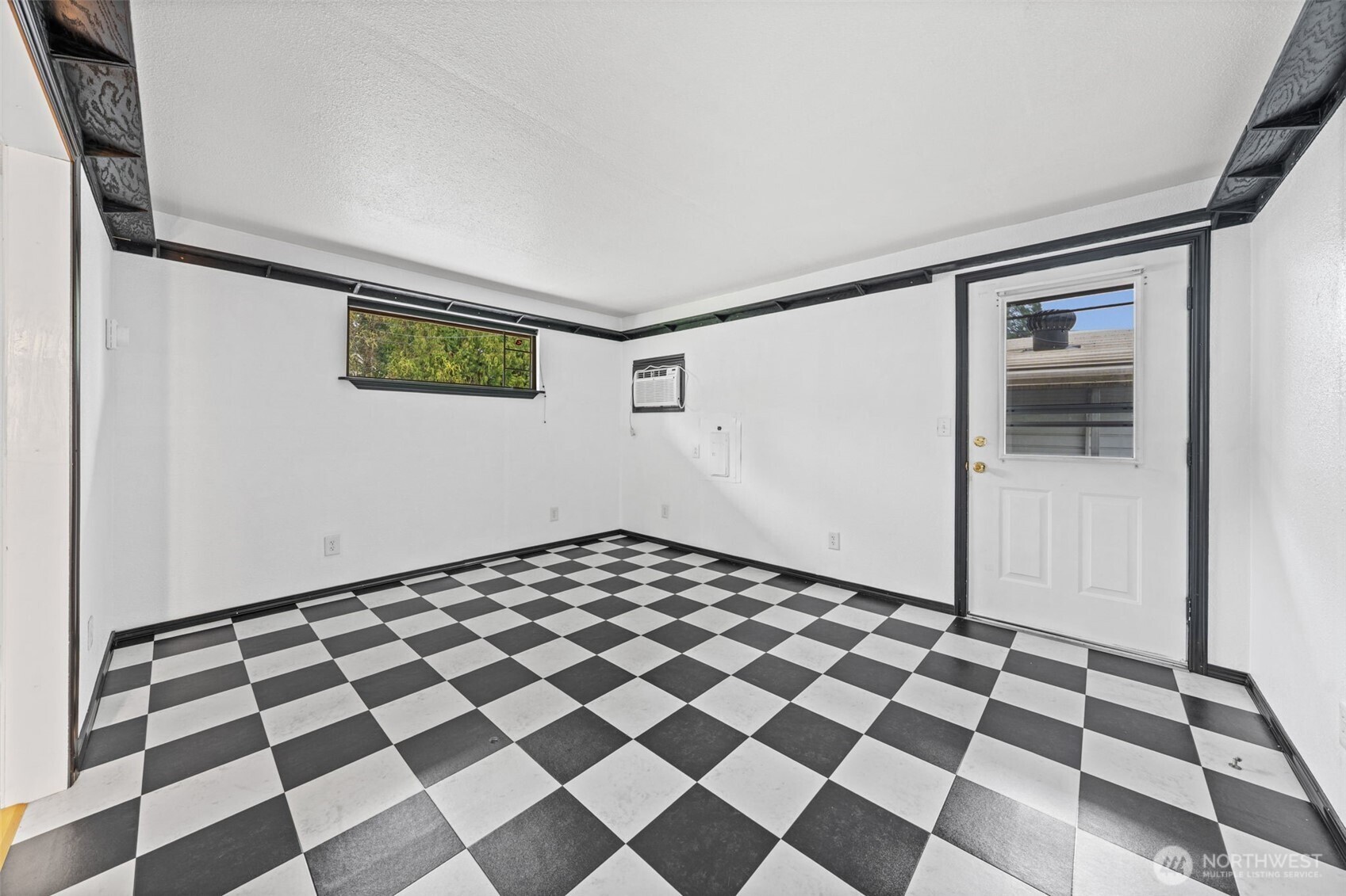 401 Mill Avenue SE, Orting, WA 98360