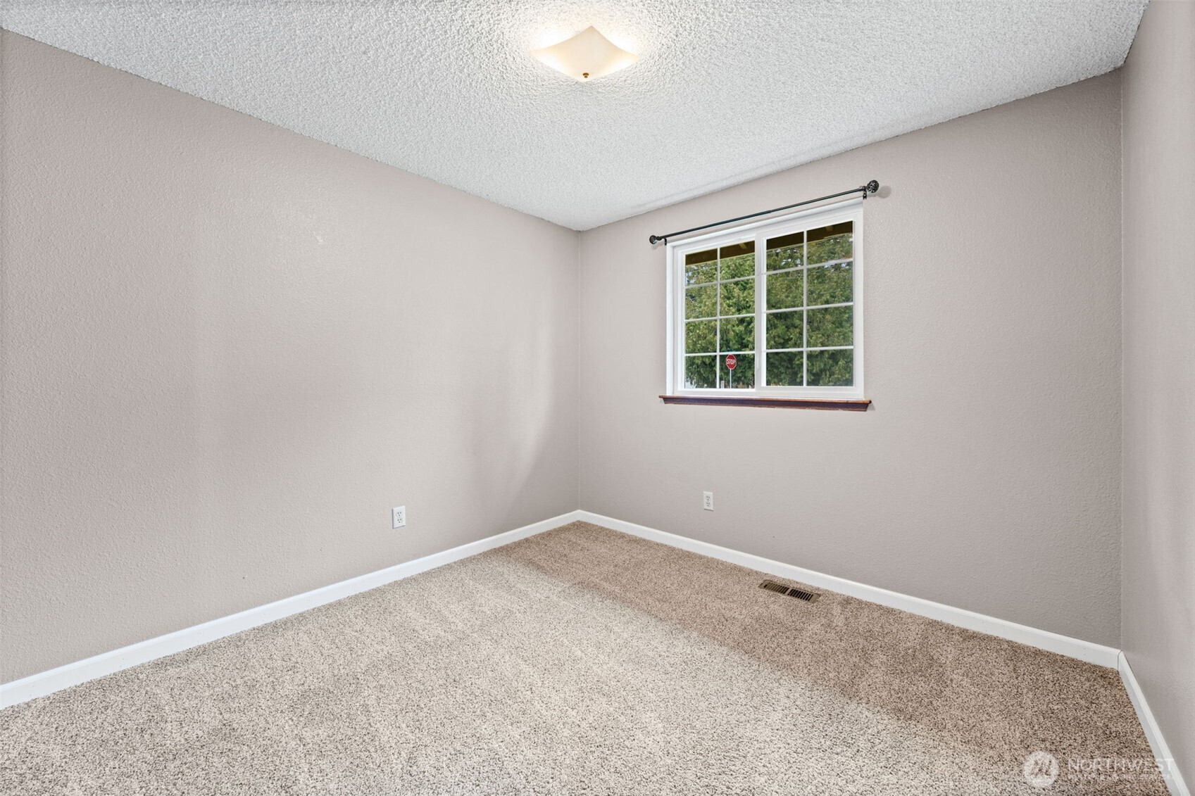 401 Mill Avenue SE, Orting, WA 98360