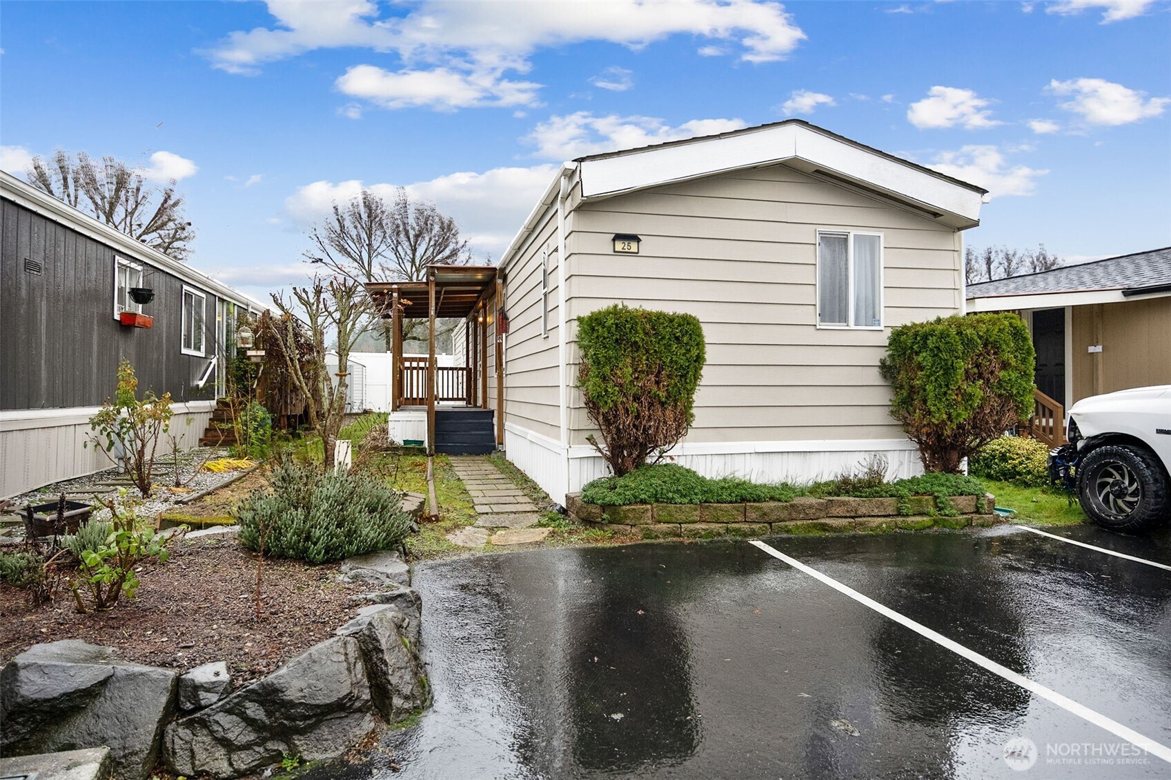 210 37th Street SE #25, Auburn, WA 98002