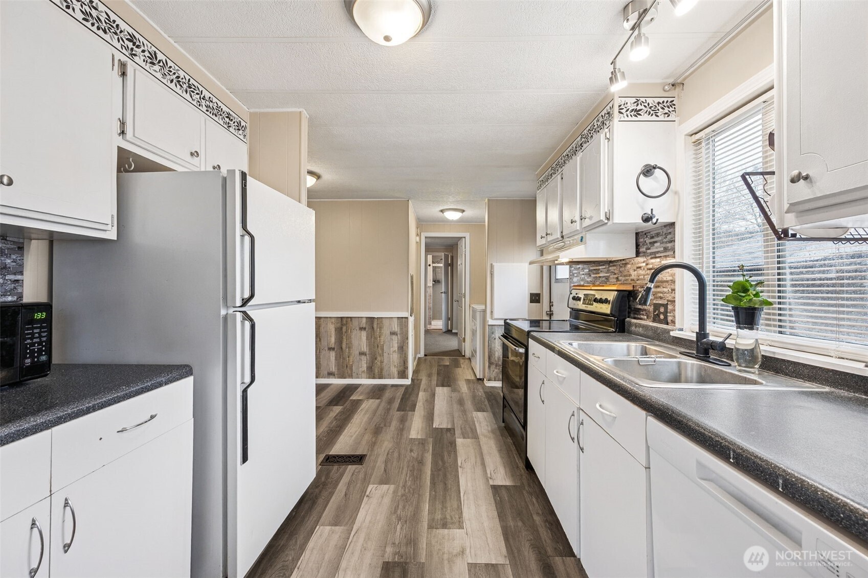 210 37th Street SE #25, Auburn, WA 98002