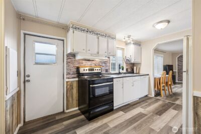 210 37th Street SE #25, Auburn, WA 98002 - Photo 10
