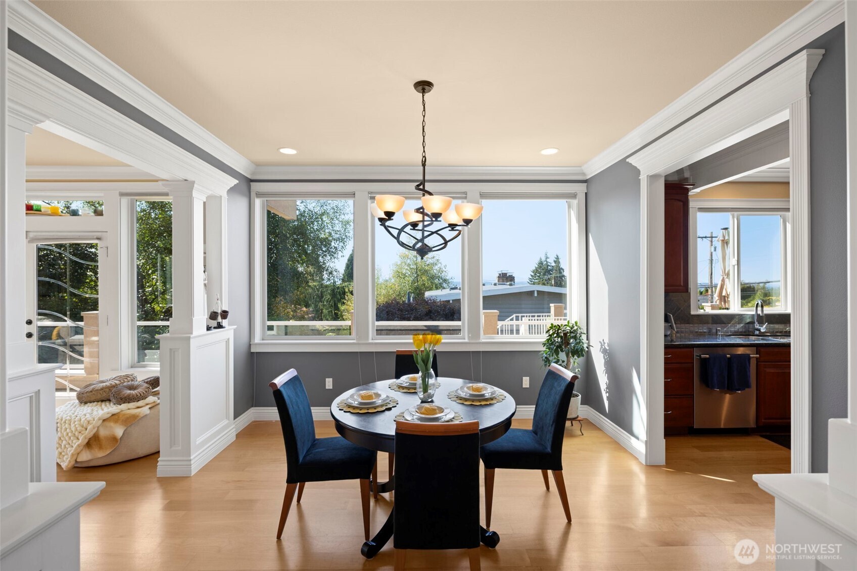 816 Walnut Street , Edmonds, WA 98020