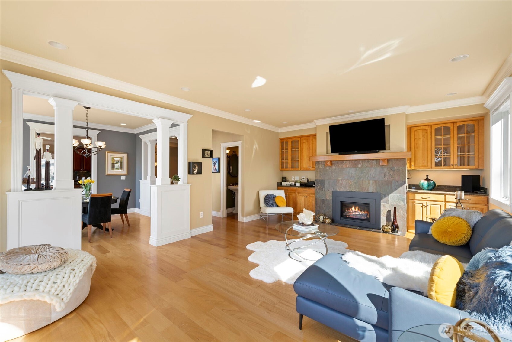 816 Walnut Street , Edmonds, WA 98020