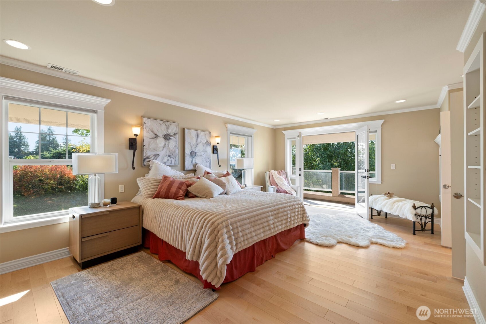 816 Walnut Street , Edmonds, WA 98020