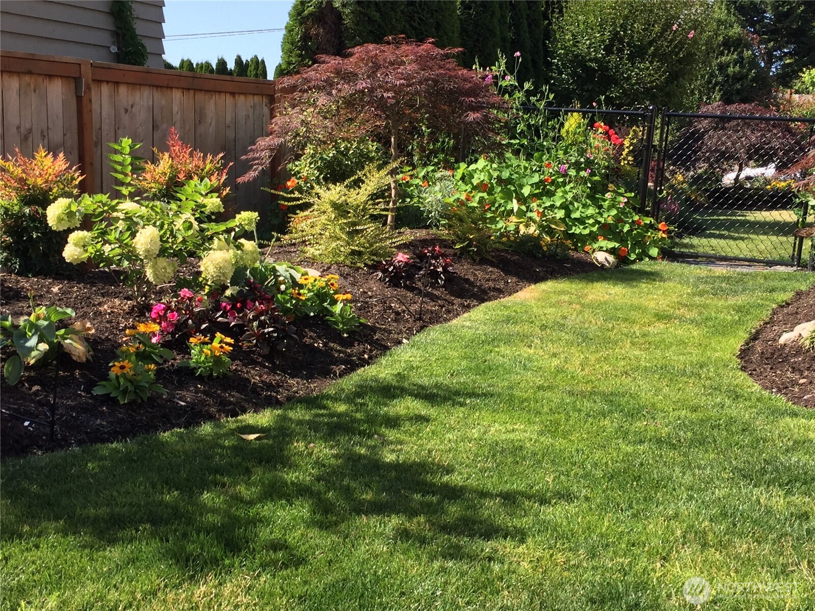 816 Walnut Street , Edmonds, WA 98020