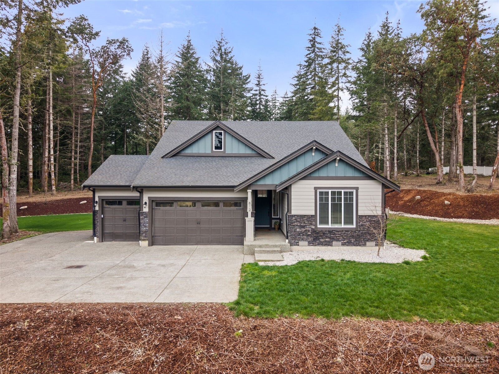 812 Tiedeman Road NW, Lakebay, WA 98349