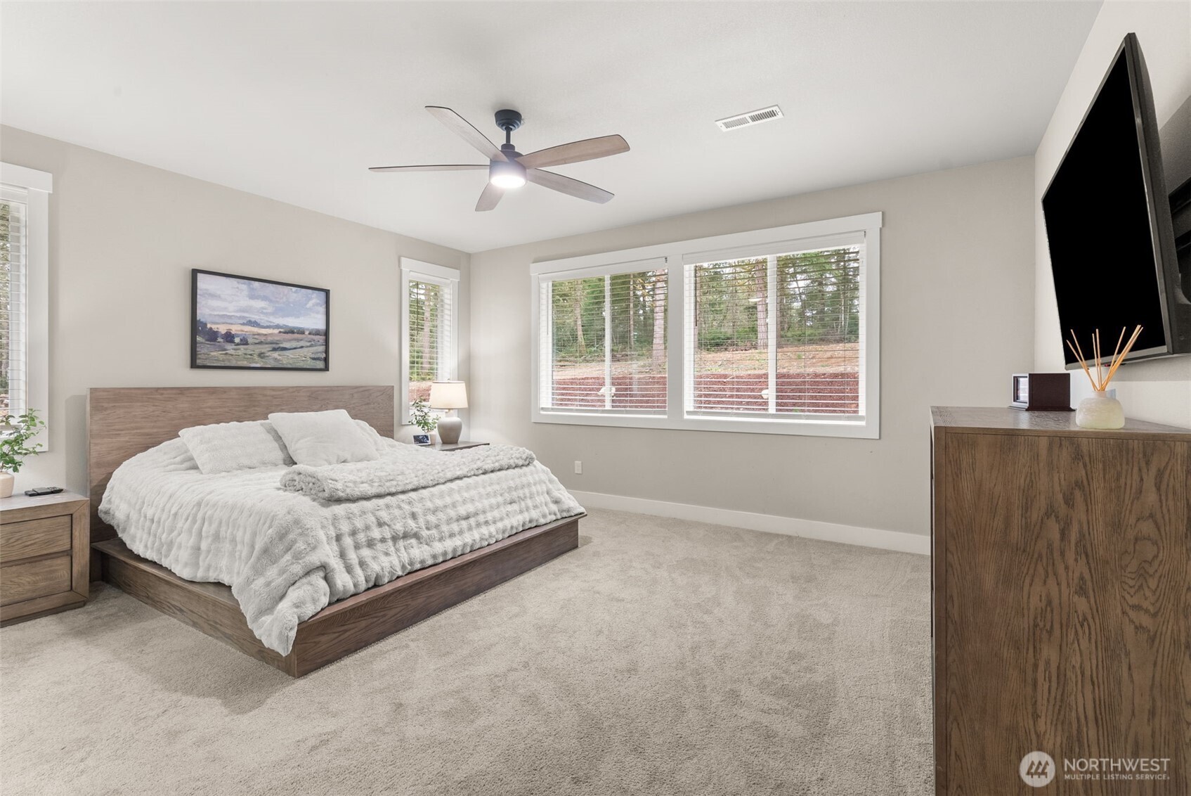 812 Tiedeman Road NW, Lakebay, WA 98349