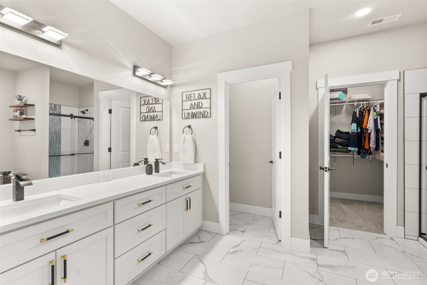 812 Tiedeman Road NW, Lakebay, WA 98349