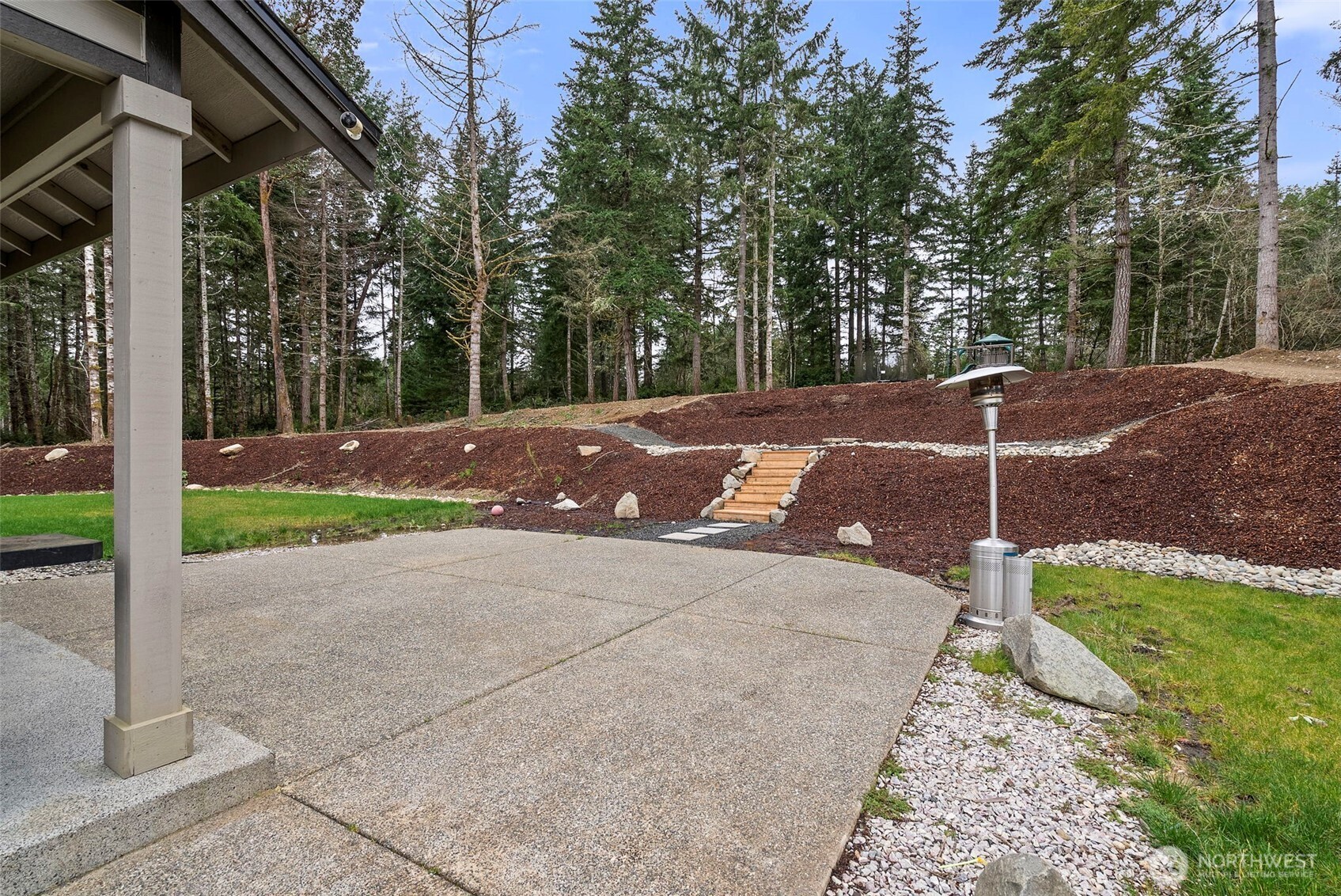 812 Tiedeman Road NW, Lakebay, WA 98349