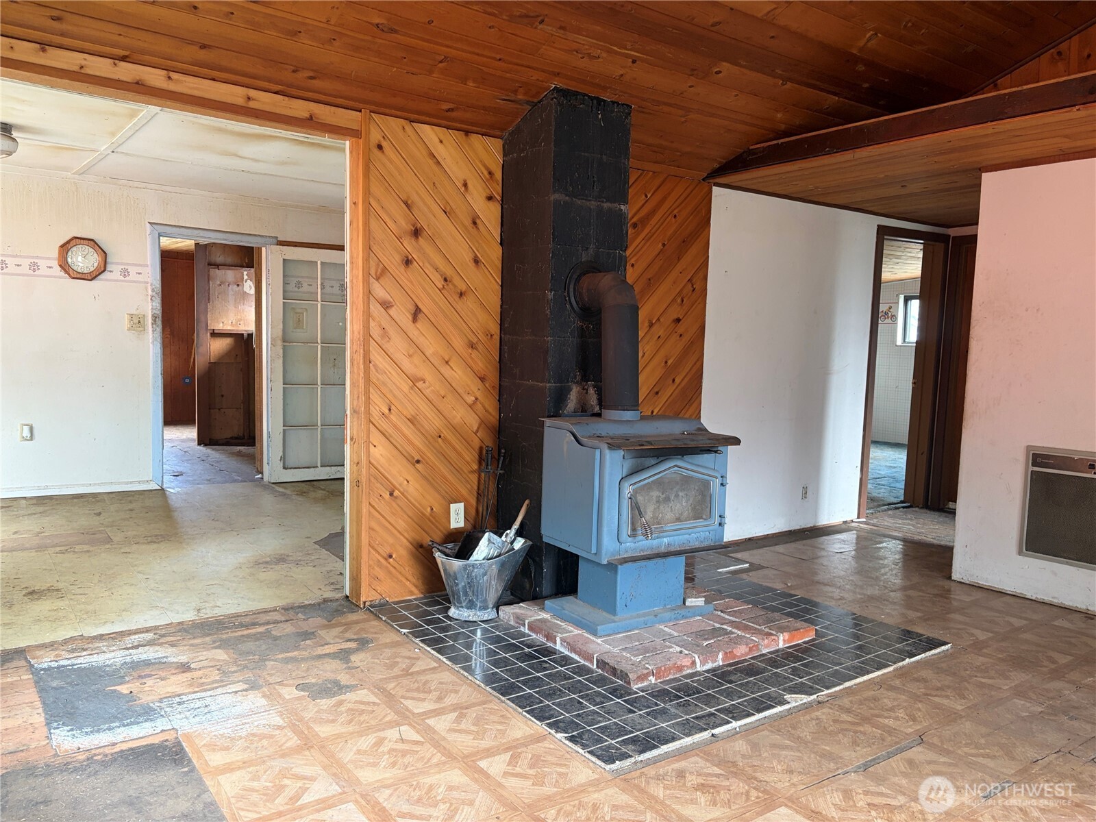 131 Muncie Avenue , Quilcene, WA 98376