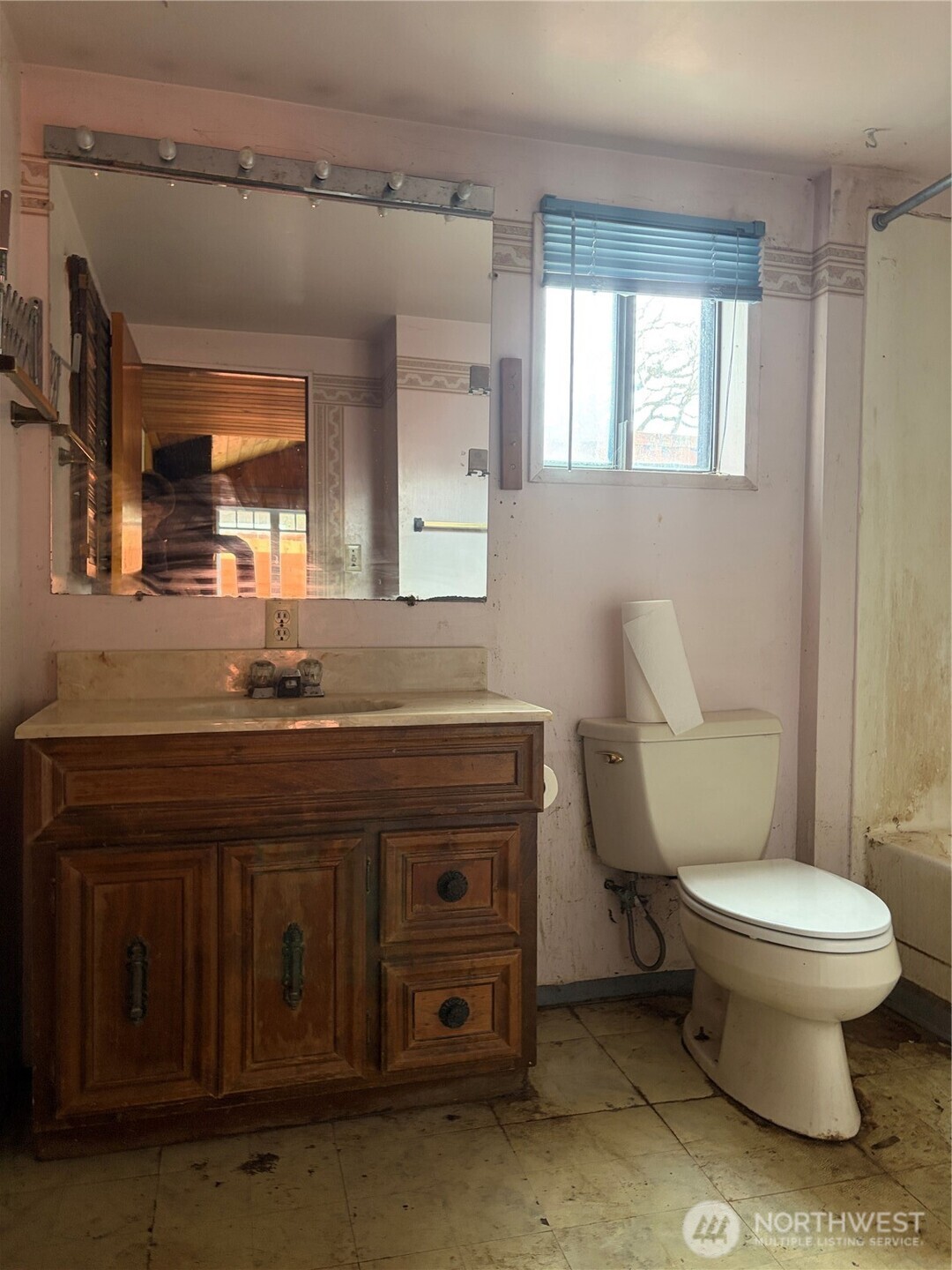 131 Muncie Avenue , Quilcene, WA 98376