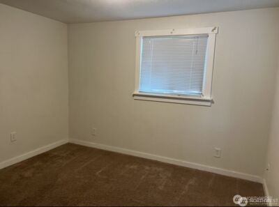 811 & 813 E Fairhaven Avenue , Burlington, WA 98233 - Photo 13