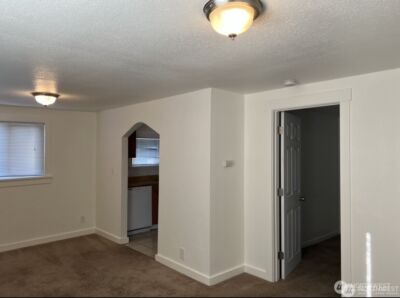 811 & 813 E Fairhaven Avenue , Burlington, WA 98233 - Photo 15