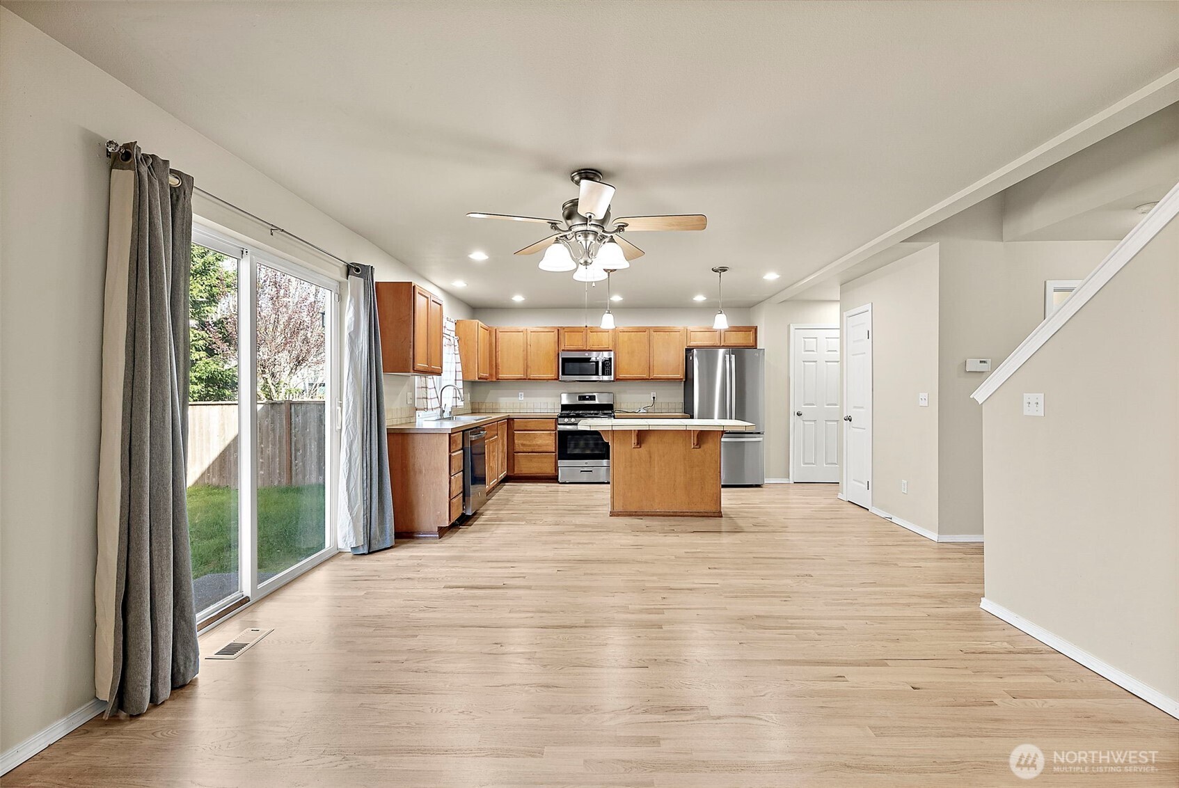 12823 166th Street Ct E, Puyallup, WA 98374